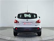 Nissan Qashqai 1.5 DCI Tekna Pack 110 Ps SUV