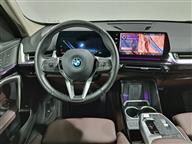 Bmw İX1 eDrive20 X Line