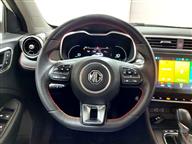 MG ZS Luxury Plus 1.0 6 AT