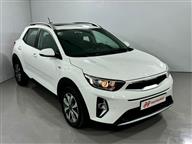 Kia Stonic 1.4 MPI Elegance Sunroof Otomatik 100 Ps SUV