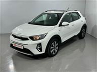 Kia Stonic 1.4 MPI Elegance Sunroof Otomatik 100 Ps SUV