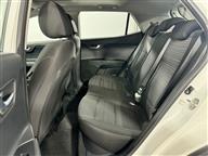 Kia Stonic 1.4 MPI Elegance Sunroof Otomatik 100 Ps SUV