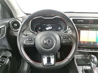 MG ZS Luxury 1.0 T 6 AT