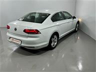 Volkswagen Passat 1.6 TDI BMT Comfortline DSG 120 Ps Sedan