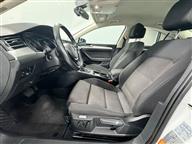 Volkswagen Passat 1.6 TDI BMT Comfortline DSG 120 Ps Sedan