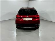 Peugeot 2008 1.5 BlueHDI Allure EAT6 120 Ps Crossover