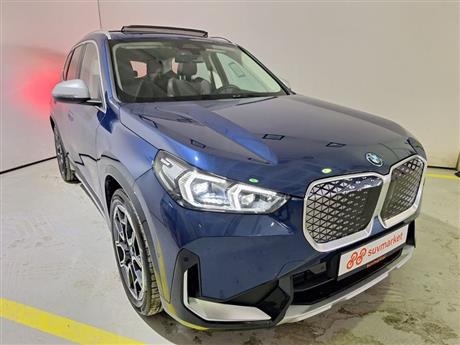 Bmw İX1 eDrive20 X Line