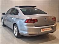 Volkswagen Passat 1.6 TDI BMT Highline 120 Ps Sedan