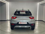 Kia Stonic 1.4 MPI Cool Otomatik 100 Ps SUV